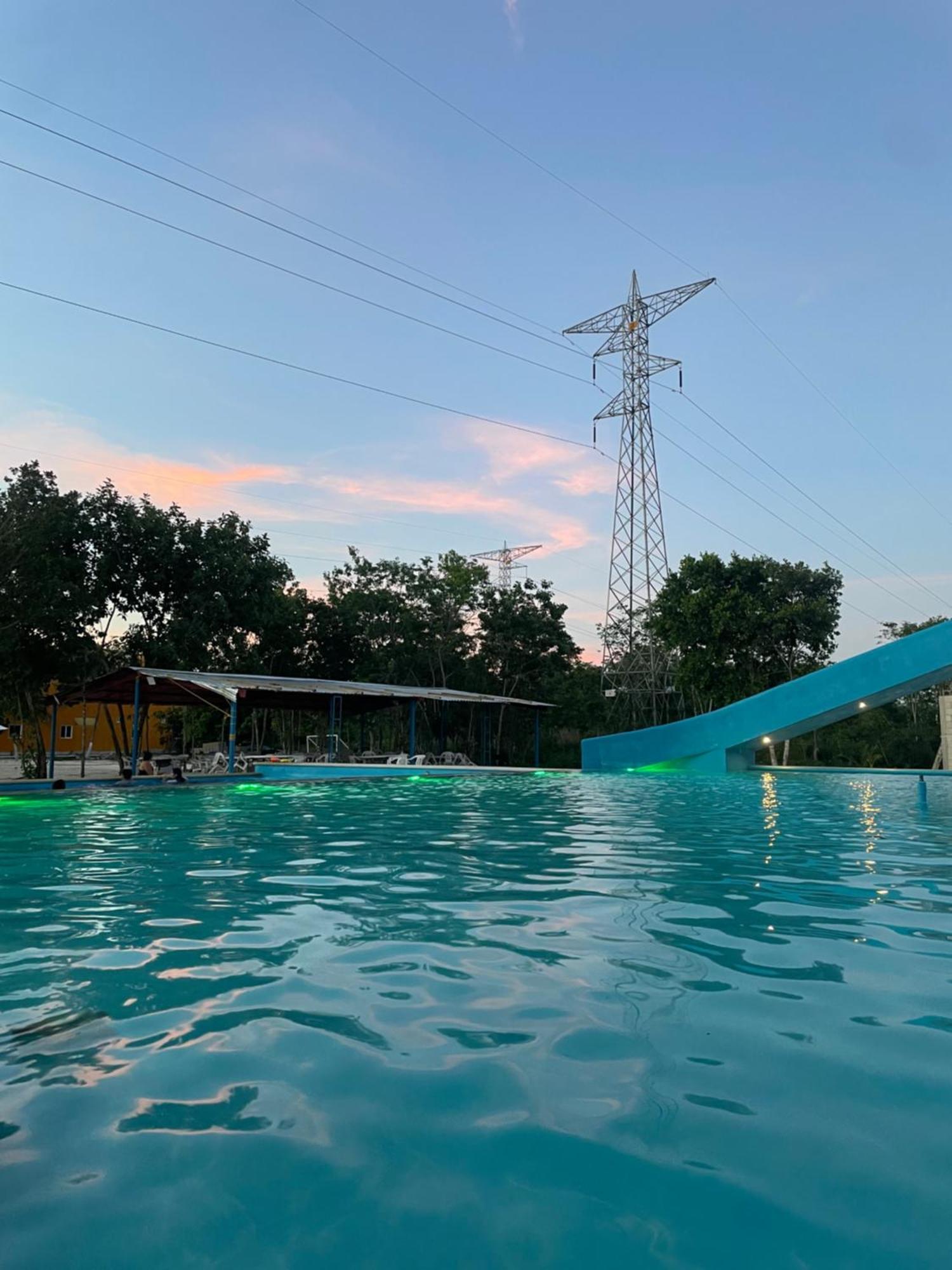 R Las Chulas Puerto Morelos Bagian luar foto